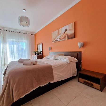 Casa Angela Apartment ลากอส ภายนอก รูปภาพ