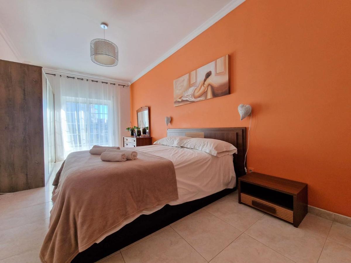 Casa Angela Apartment ลากอส ภายนอก รูปภาพ