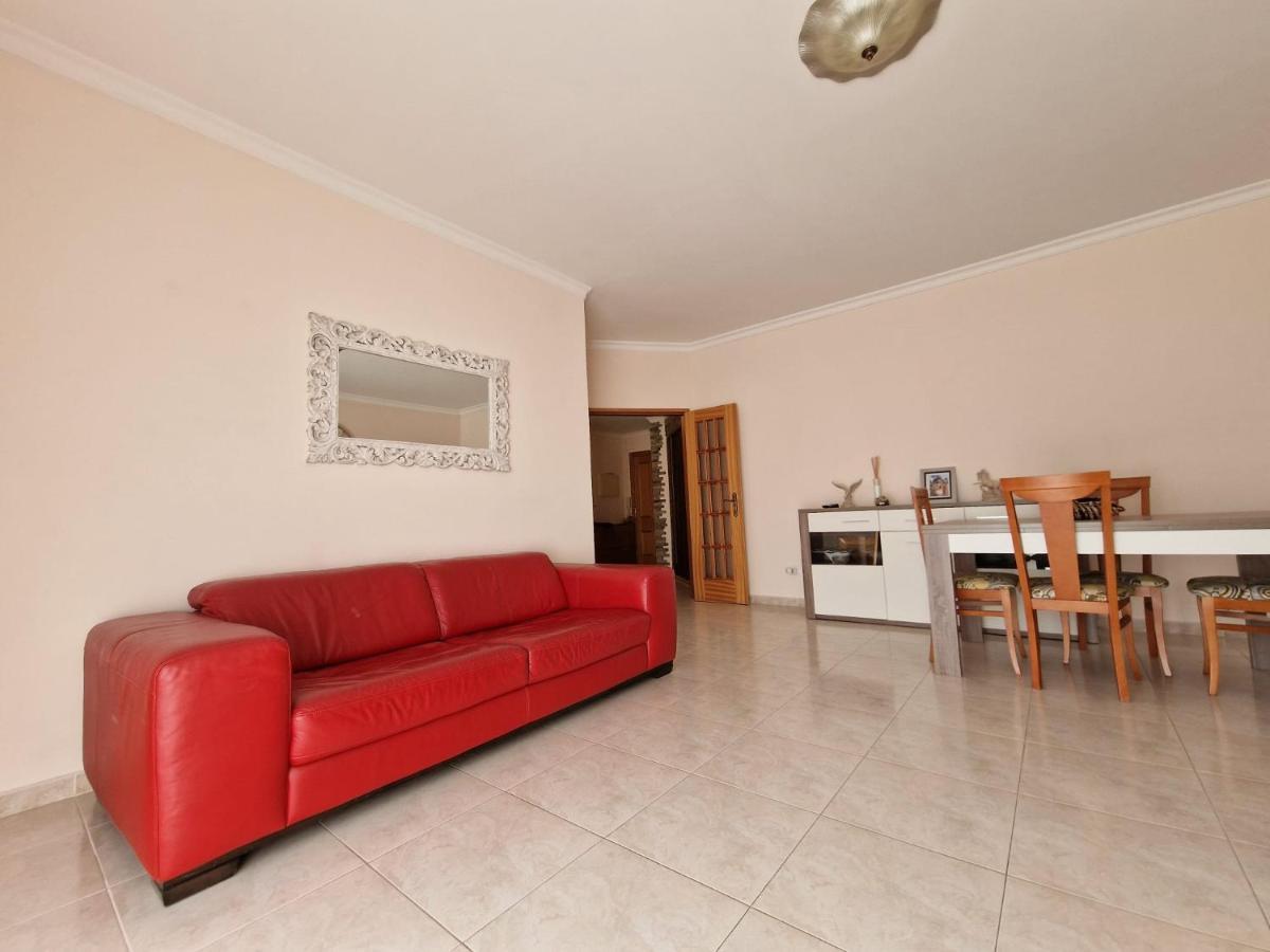 Casa Angela Apartment ลากอส ภายนอก รูปภาพ