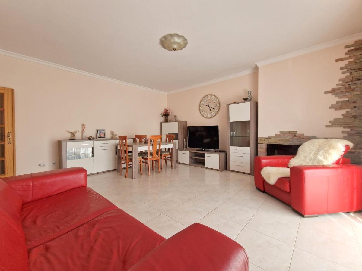 Casa Angela Apartment ลากอส ภายนอก รูปภาพ