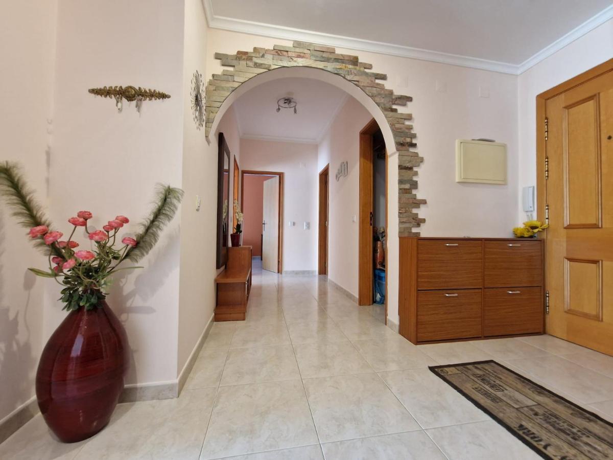 Casa Angela Apartment ลากอส ภายนอก รูปภาพ
