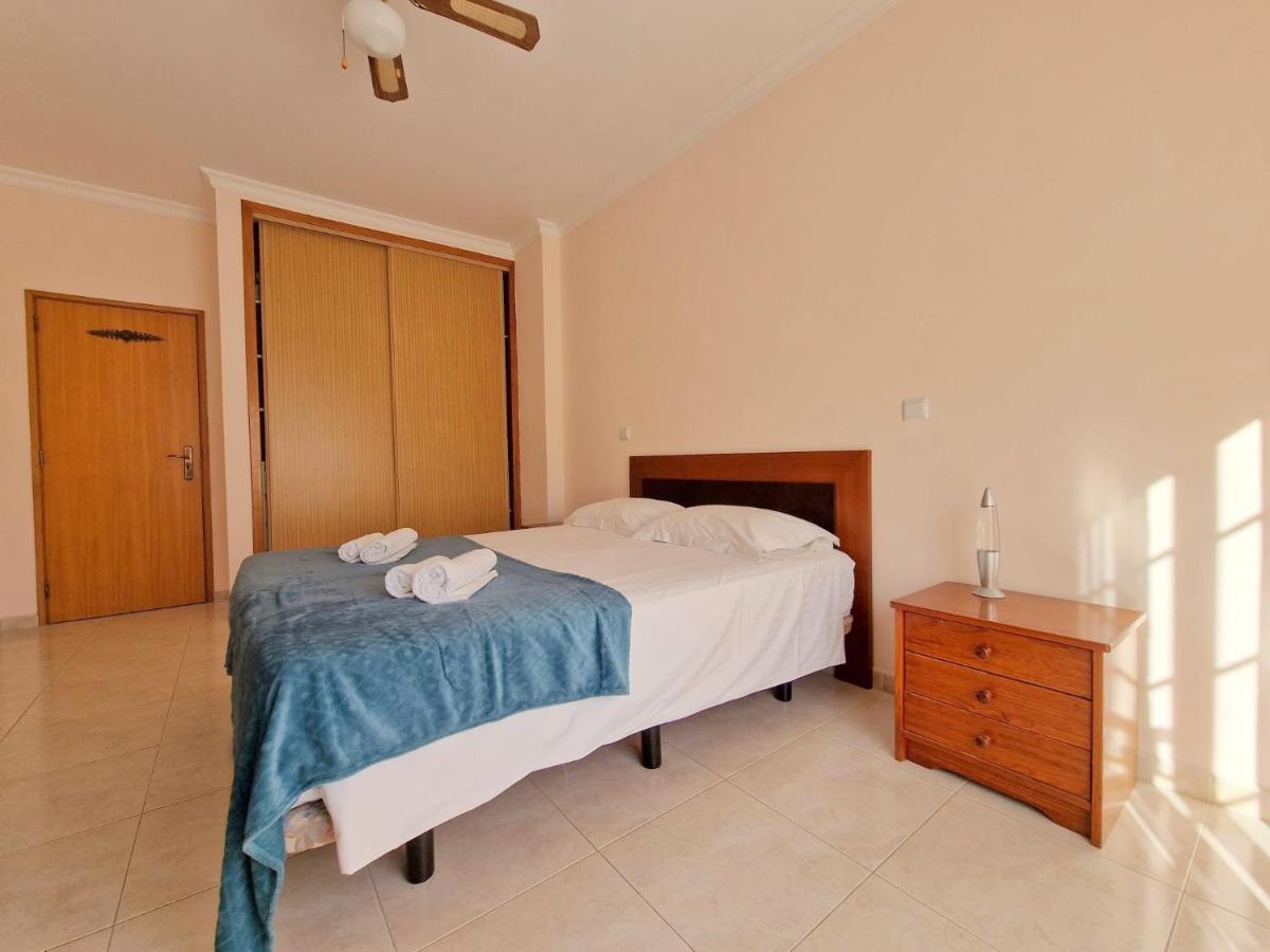 Casa Angela Apartment ลากอส ภายนอก รูปภาพ
